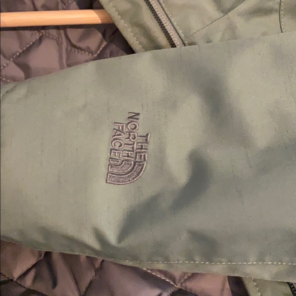 North Face Down Jacket - image 8